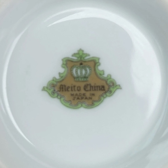 Meito China Japan Lidded Covered Bowl Gold Gilt Floral Scalloped Rim Vtg - Picture 7 of 8